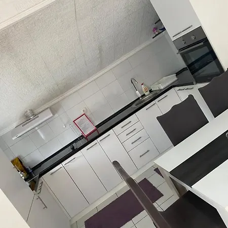 Petra Gostinjska kuća